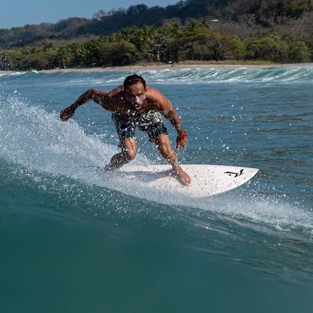 Cocobolo Surf Hotel & School Playa Santa Teresa  Экстерьер фото
