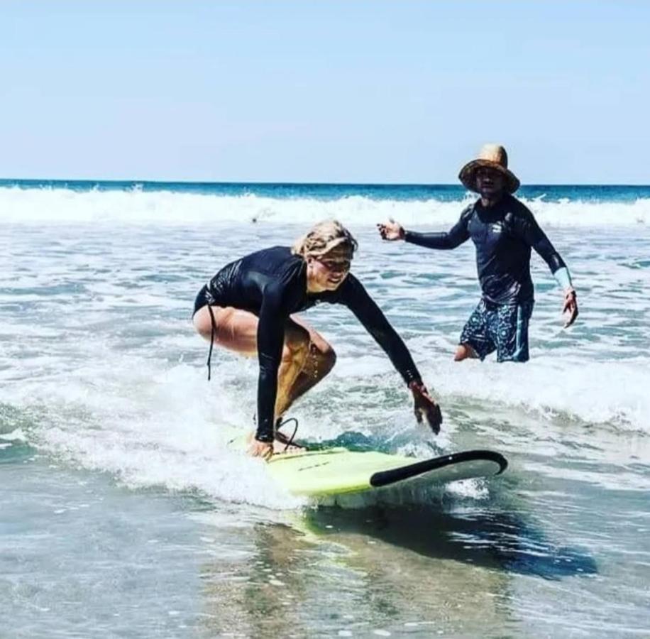 Cocobolo Surf Hotel & School Playa Santa Teresa  Экстерьер фото